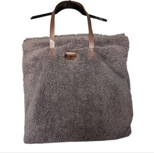 Cracker Barrel • Gray Faux Fur Sherpa Tote Bag